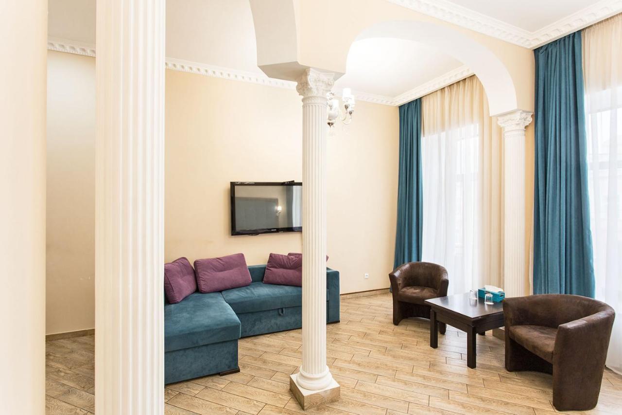 Hotel Baron Odesa Exterior photo