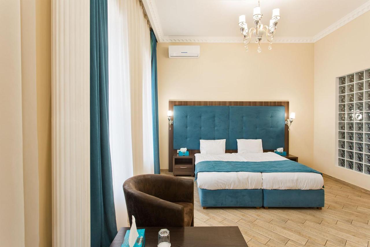 Hotel Baron Odesa Exterior photo