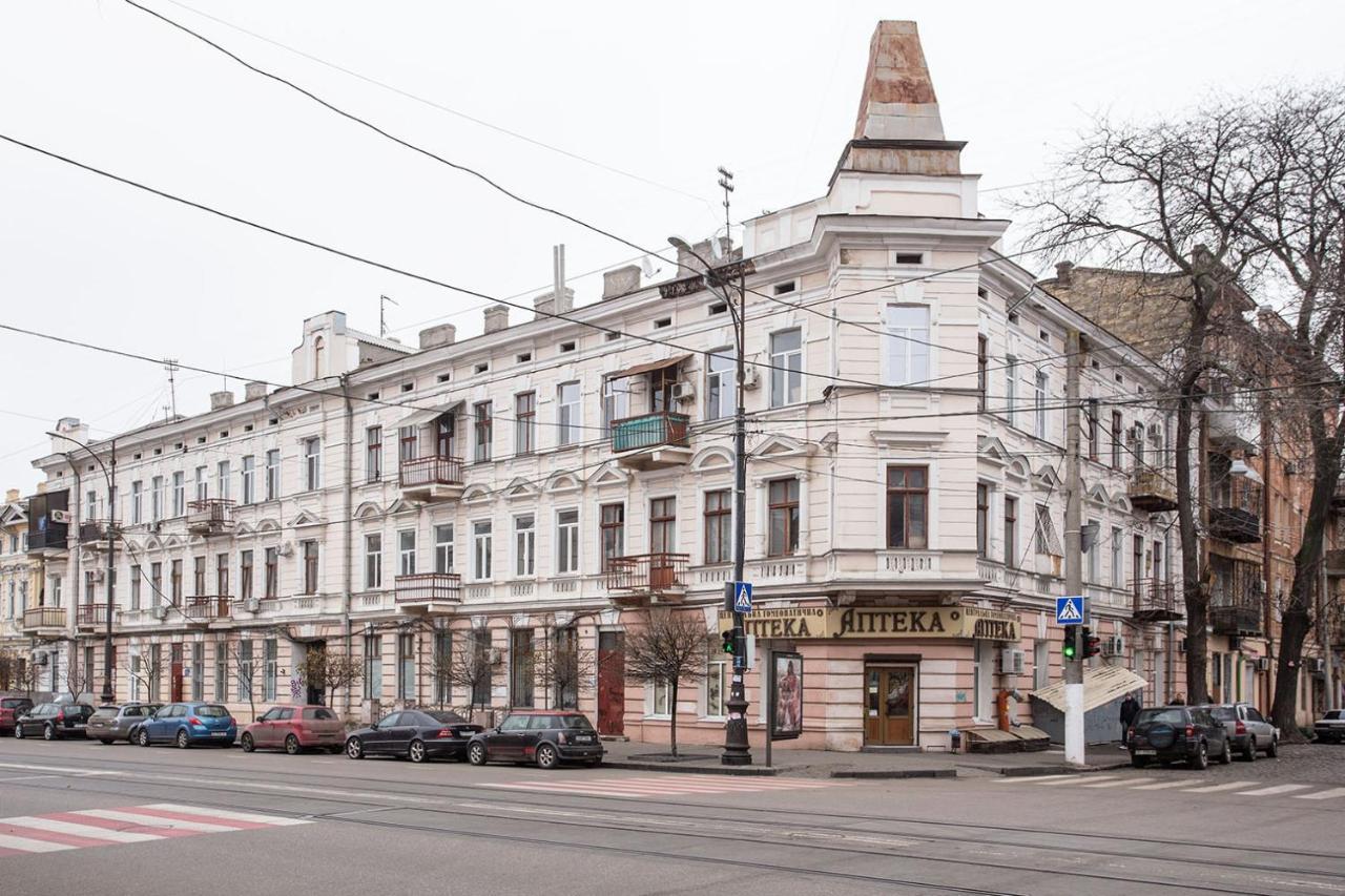 Hotel Baron Odesa Exterior photo
