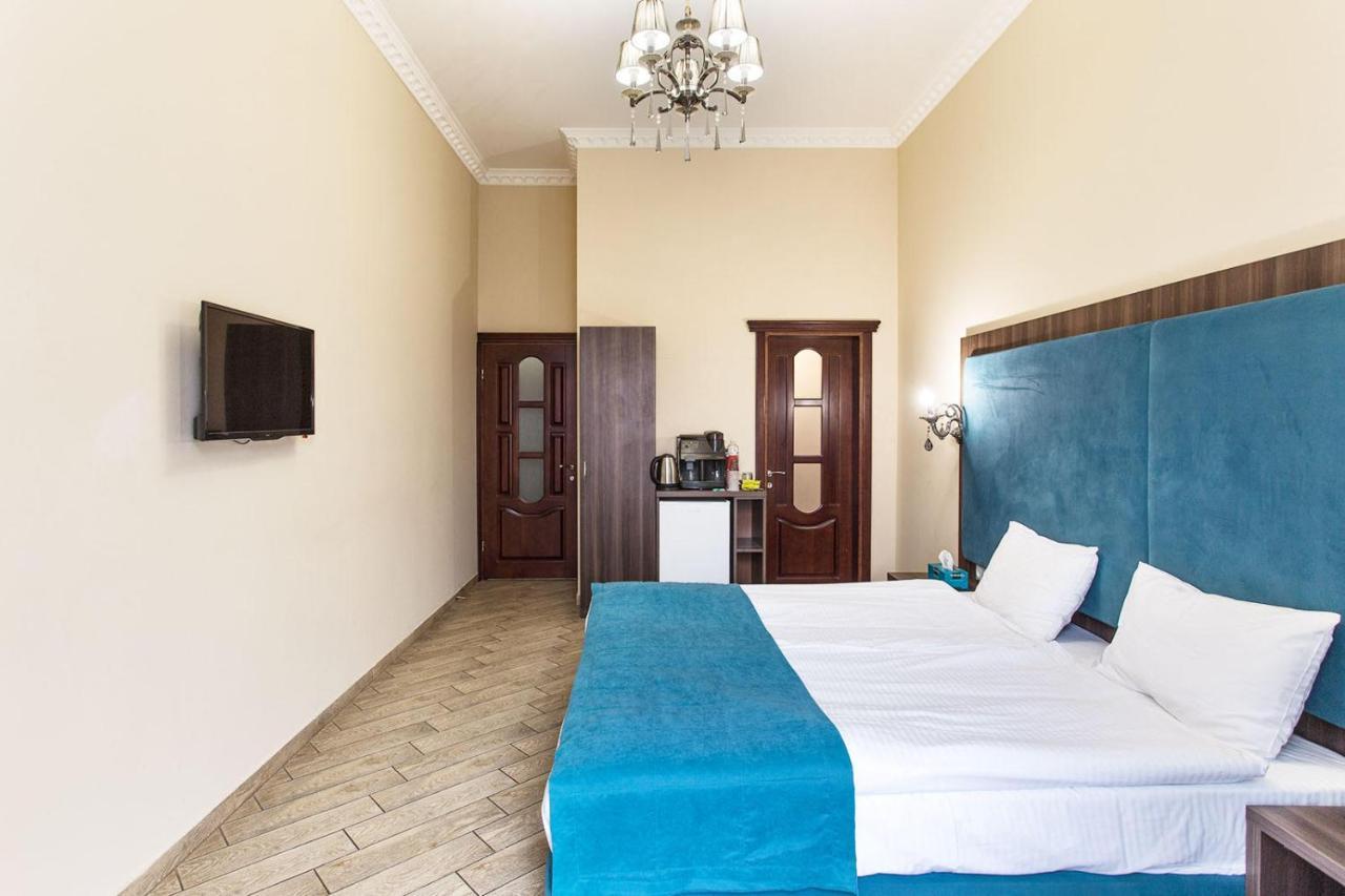 Hotel Baron Odesa Exterior photo