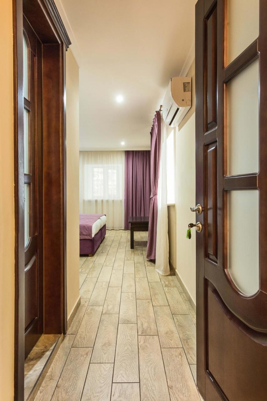 Hotel Baron Odesa Exterior photo